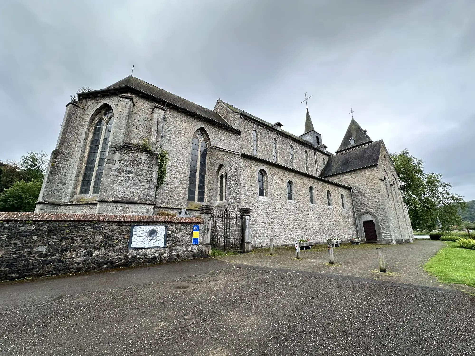 Gîtes groupés pour 6 personnes à Hastière Meuse Cottage